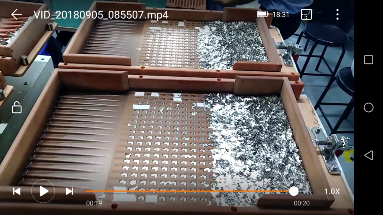 自由人自动排列机排列微小零件